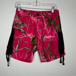 WOMENS HOT PINK CAMOUFLAGE REALTREE PRINT BAGGY POCKET SHORTS SZ M
